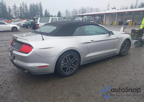 2018 Ford Mustang Ecoboost Premium z USA, uszkodzony, nr VIN 1FATP8UHXJ5110183